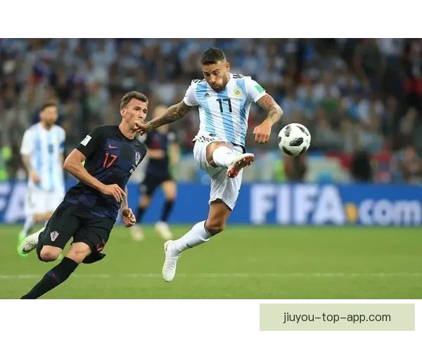 2026世界杯揭幕战即将开踢 世界各国球队角逐精彩赛事开启全球足球盛宴